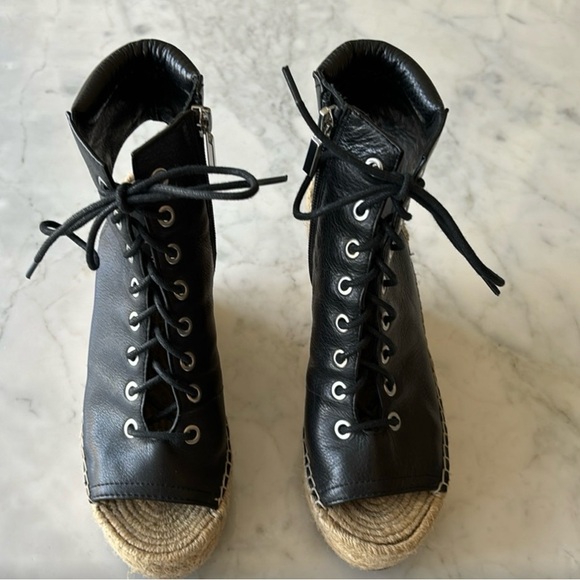 Kenneth Cole New York Omelia Black leather platform Sandal Bootie Wedge size 6.5 - Picture 2 of 6